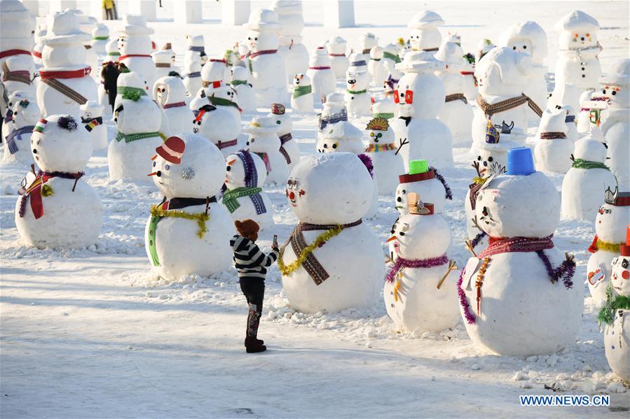 CHINA-HARBIN-SNOWMAN (CN)