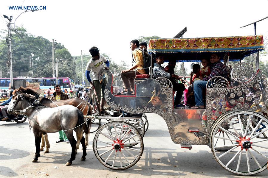 Bangla Meaning of Carriage