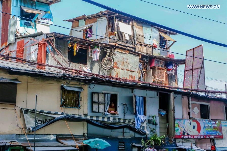 PHILIPPINES-QUEZON CITY-SLUM AREA