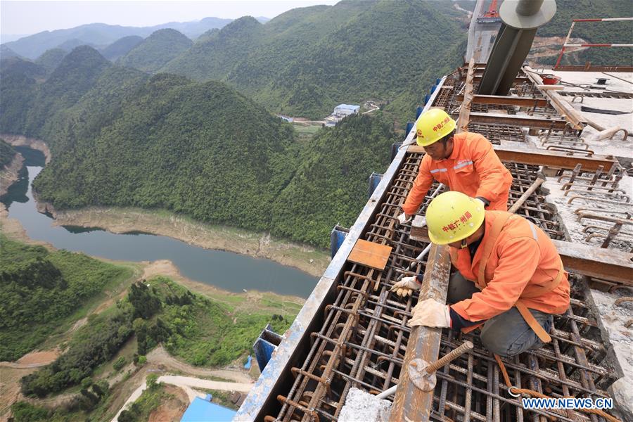 CHINA-GUIZHOU-XIANGJIANG BRIDGE-CONSTRUCTION (CN)