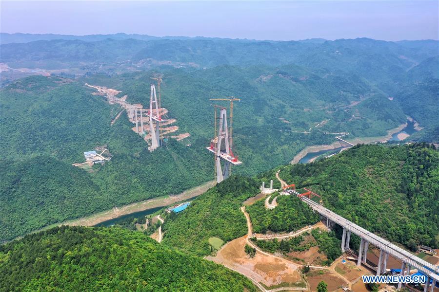 CHINA-GUIZHOU-XIANGJIANG BRIDGE-CONSTRUCTION (CN)