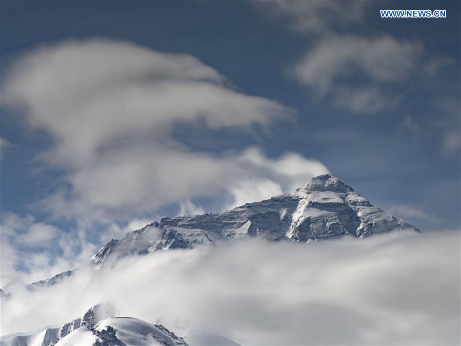 (InTibet)CHINA-TIBET-MOUNT QOMOLANGMA-VIEWS (CN)