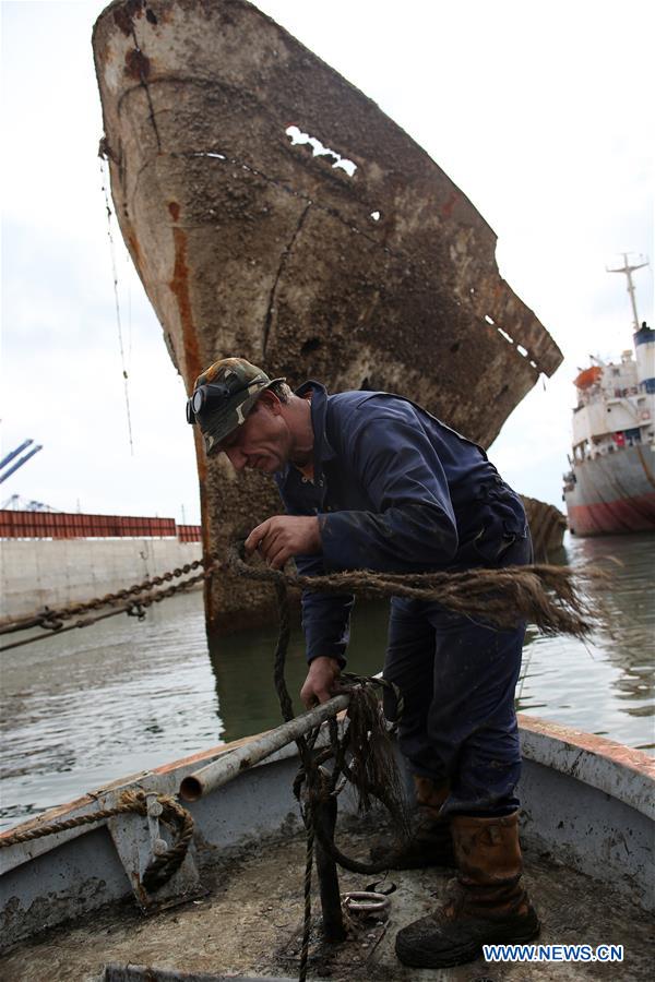 GREECE-SHIPWRECK-RECOVERY