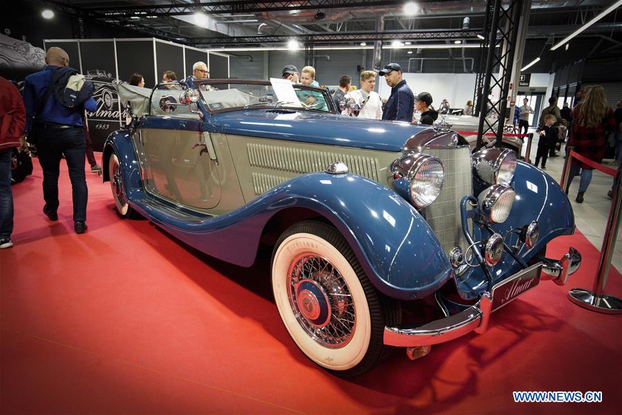 Iconic Classic And Vintage Cars Motorcycles Presented At Warsaw Oldtimer Show Xinhua English News Cn