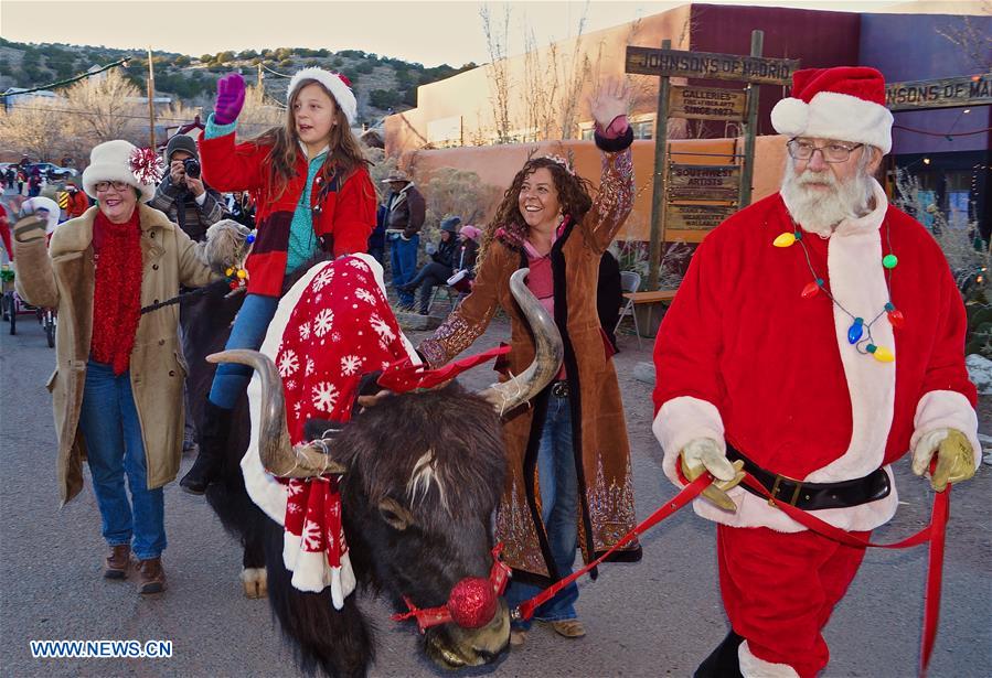 U.S.-NEW MEXICO-CHRISTMAS PARADE