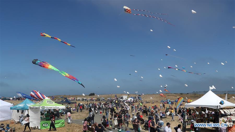 U.S.-CALIFORNIA-BERKELEY-KITE FESTIVAL