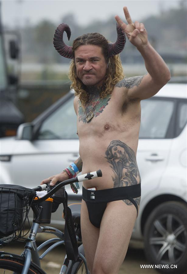 Cyclists Take Part In World Naked Bike Ride Xinhua English News Cn