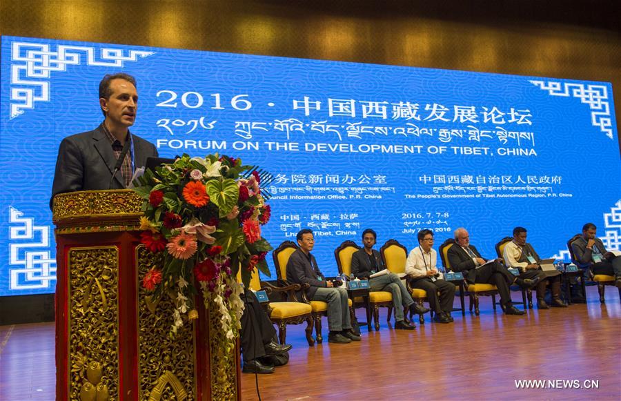 Massimo Carrante from Italy speaks at a panel during the Forum on the Development of Tibet in Lhasa, capital of southwest China's Tibet Autonomous Region, July 8, 2016.