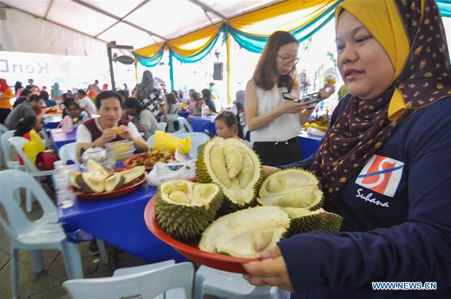 MALAYSIA-KUALA LUMPUR-DURIAN FESTIVAL