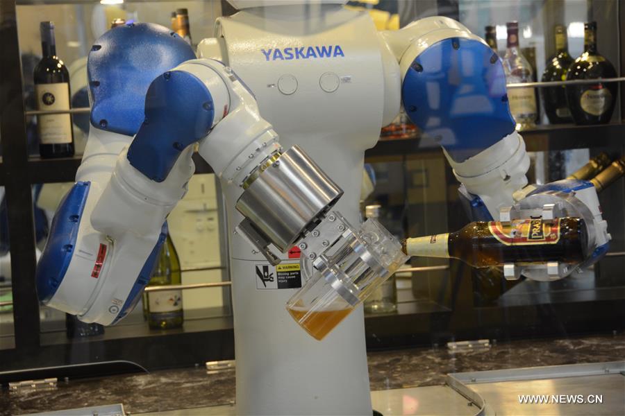 CHINA-QINGDAO-BEER ROBOT (CN)