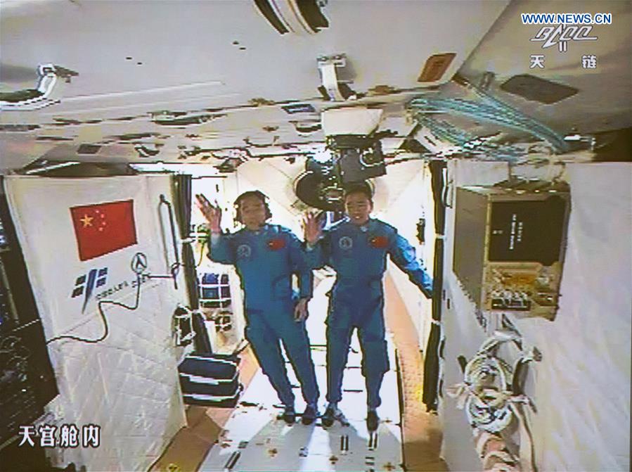 (SHENZHOU-11-TIANGONG-2) CHINA-SHENZHOU-11-TIANGONG-2-DOCKING (CN)