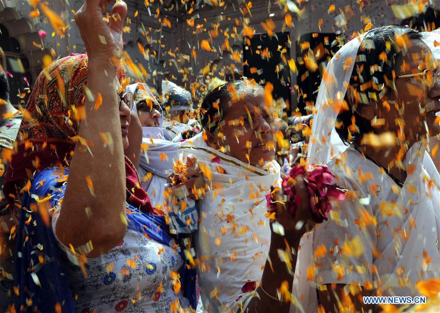 INDIA-VRINDAVAN-HOLI-PRE-CELEBRATION-WIDOWS