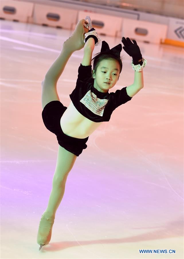 (SP)CHINA-FUZHOU-WINTER SPORTS-FEATURE