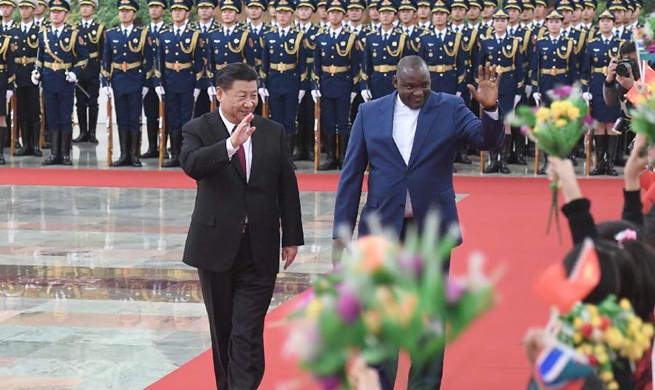 President Xi holds welcome ceremony for visiting Gambian president in Beijing