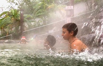 Take a look at hotsprings in Taipei's Beitou