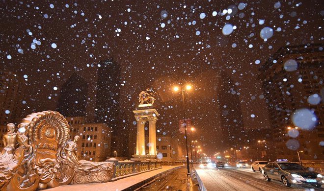 Tianjin greets first snowfall this winter