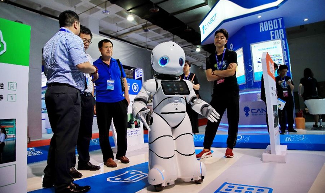 High-tech expo begins in Beijing