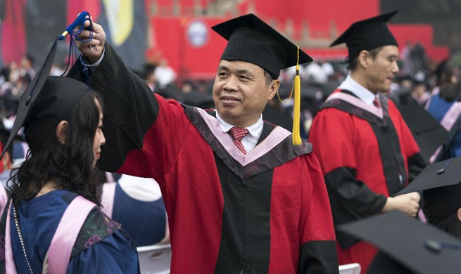 Graduates attend commencement ceremony of Wuhan University