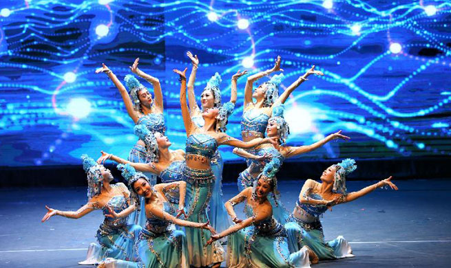 Chinese dancers perform in Kuwait