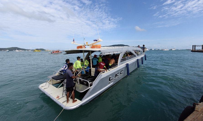 At least 33 killed, 23 still missing after boats capsize in southern Thailand