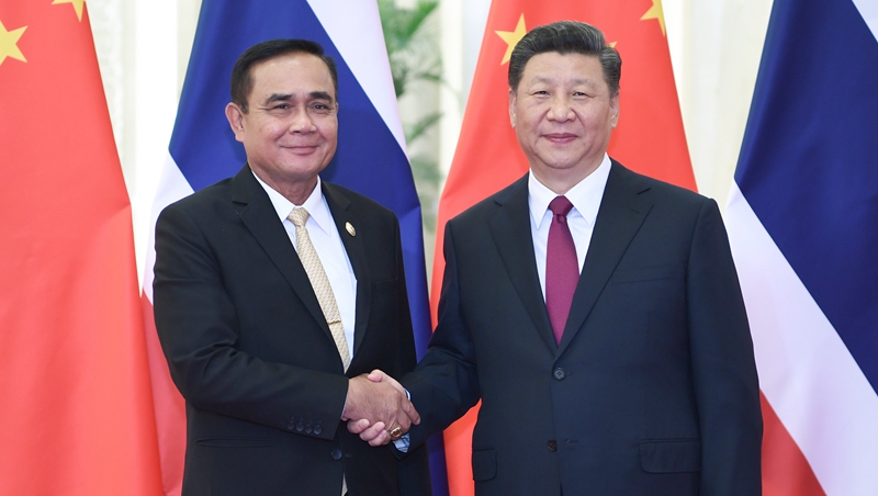 Xi meets Thai prime minister