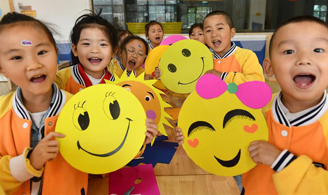 World Smile Day marked in China