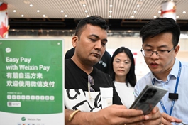 WeChat QR payment access expanded for visitors to Chinese mainland