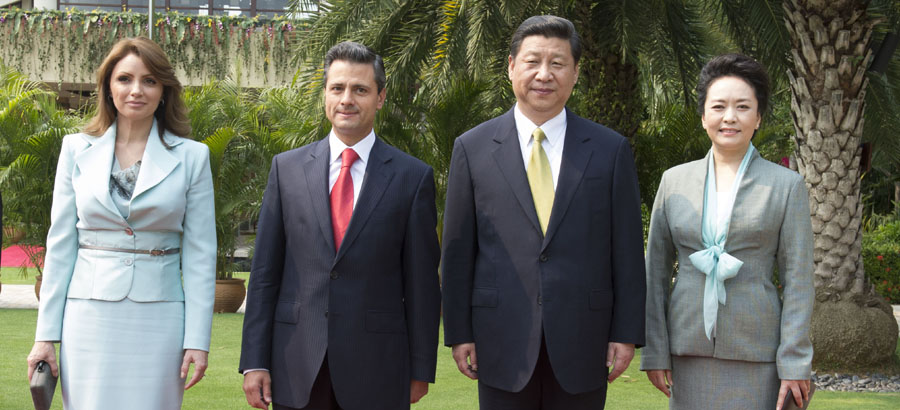 Chinese President meets with his Mexican counterpart in Sanya