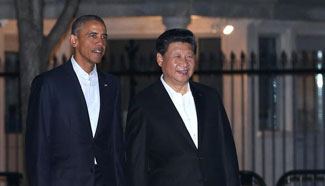 President Xi attends private dinner with Barack Obama