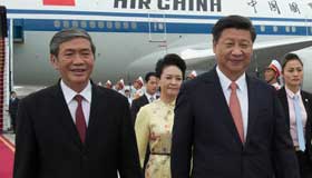 President Xi arrives in Vietnam for state visit