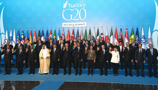 G20 leaders pose for group photos