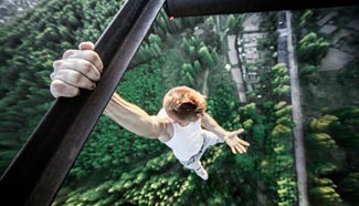 Yearender 2015: Heartstopping images of daredevils