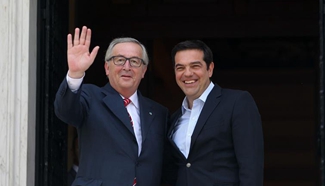 Greek PM welcomes European Commission president in Athens