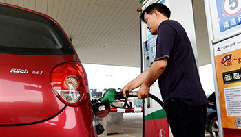 China to cut gasoline prices