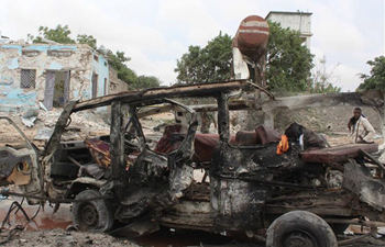 15 killed in huge blast in Mogadishu