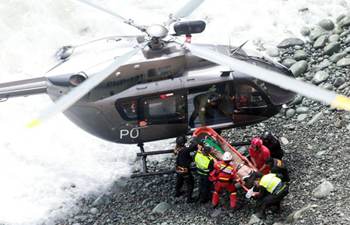Bus plummets into gorge in Peru, killing 25