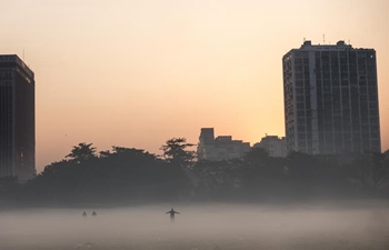 Dense fog shrouds Kolkata, India