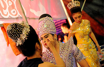 Actors prepare for Thai opera in Bangkok