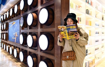 Bookstore in ocean-themed style attracts readers in east China's Qingdao