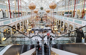 Christmas shopping season booms in downtown Dublin, Ireland