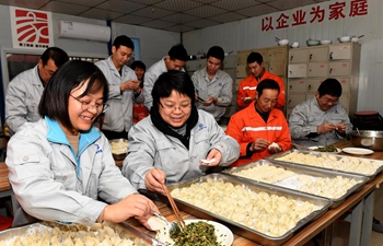 Chinese people greet Dongzhi by eating dumplings