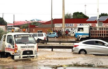 Flood hits Luanda, capital of Angola