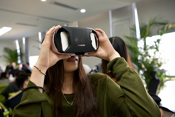 现场体验：当虚拟照进现实，VR如何改变我们的生活？