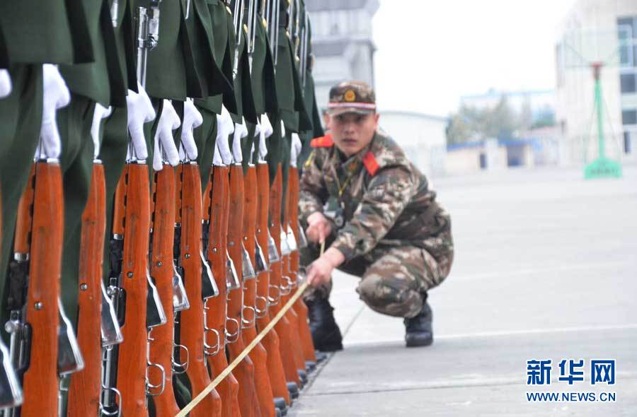 武警德阳支队国旗护卫队特训记事