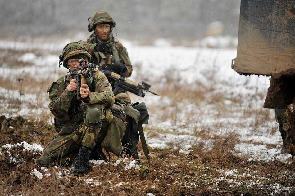 荷兰精锐部队参加北约冬季训练