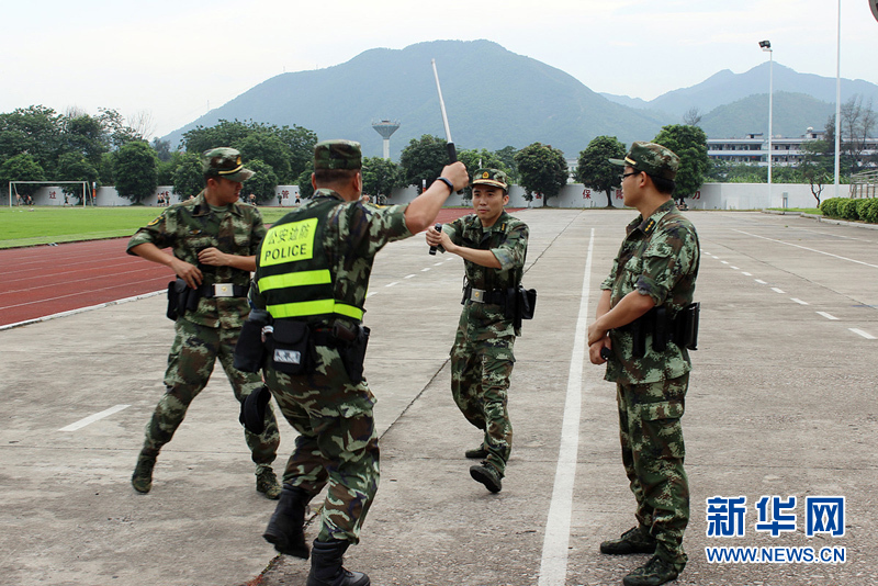 东边防总队训练基地开展单警装备及警械使用授