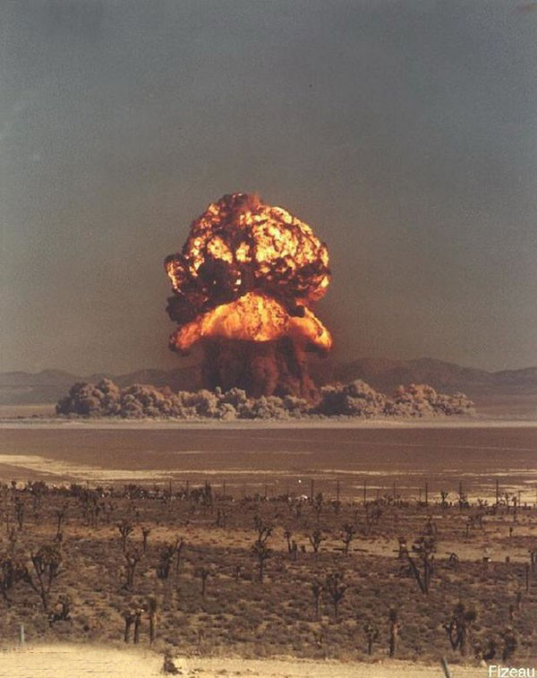 恐怖蘑菇云全球核武器爆炸解禁照片曝光犹如世界末日