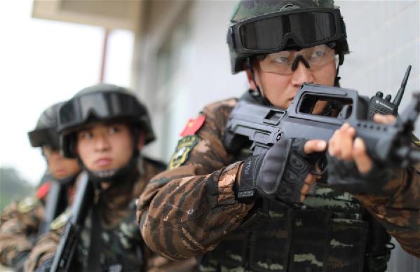 新春走基层·记者在战位|武警雪豹突击队特战队员速写