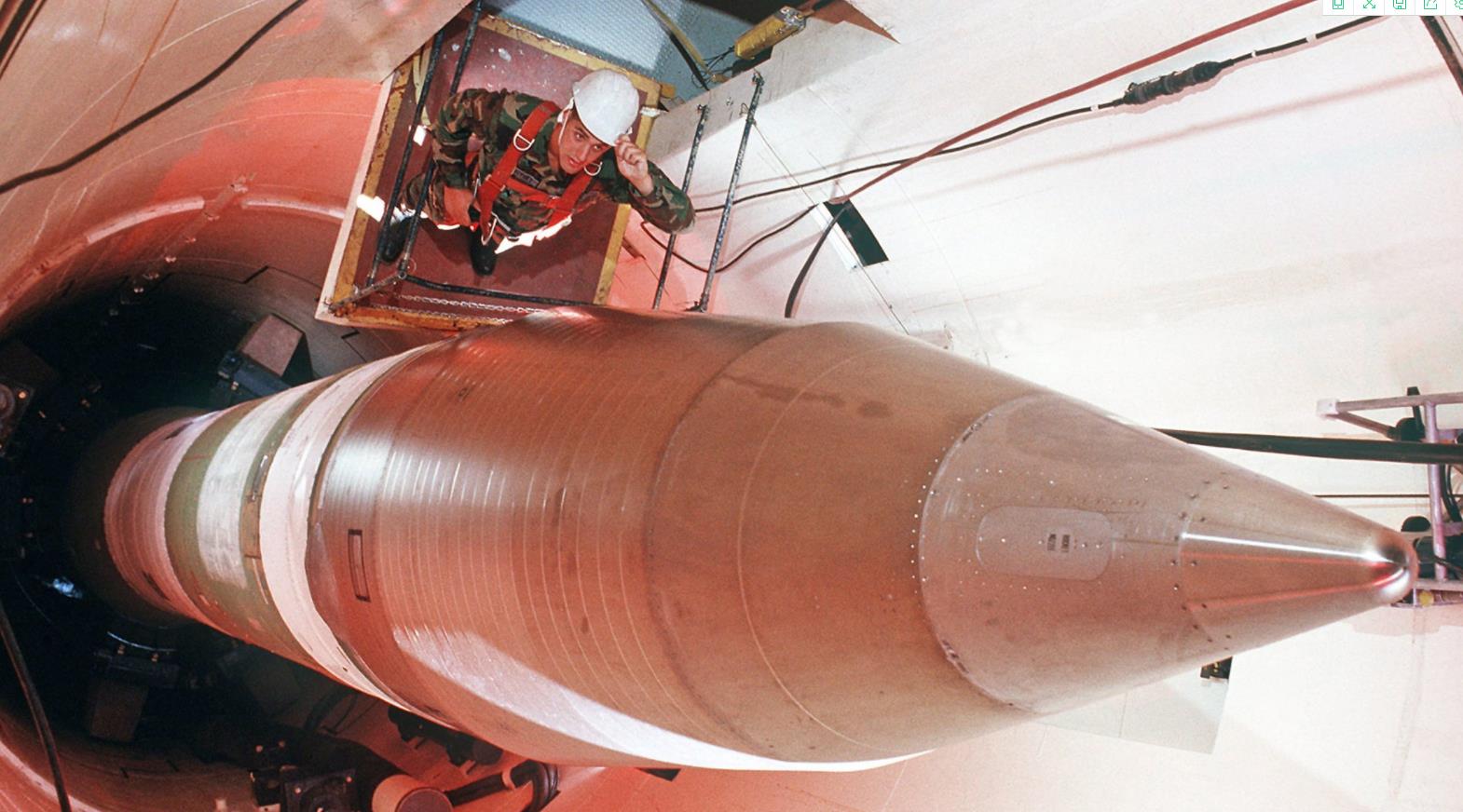 资料图片:存放在陆基发射井中的美军"民兵-3"型洲际导弹.(美空军官网)