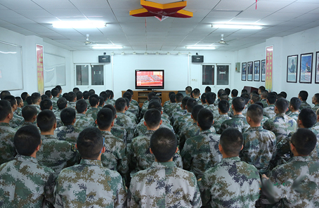 陆军炮兵防空兵学院学习贯彻十九大精神